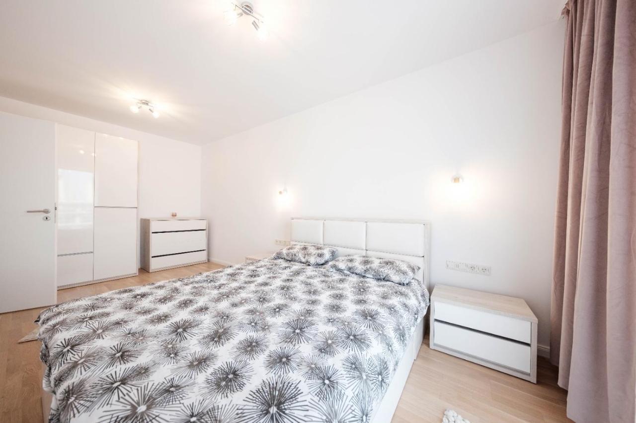 Brand New Luxury Apartment In The Heart Of Brasov Luaran gambar