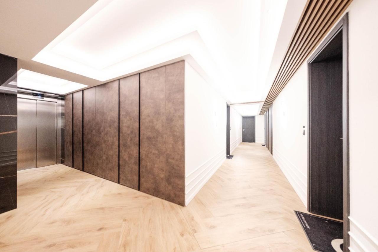 Brand New Luxury Apartment In The Heart Of Brasov Luaran gambar