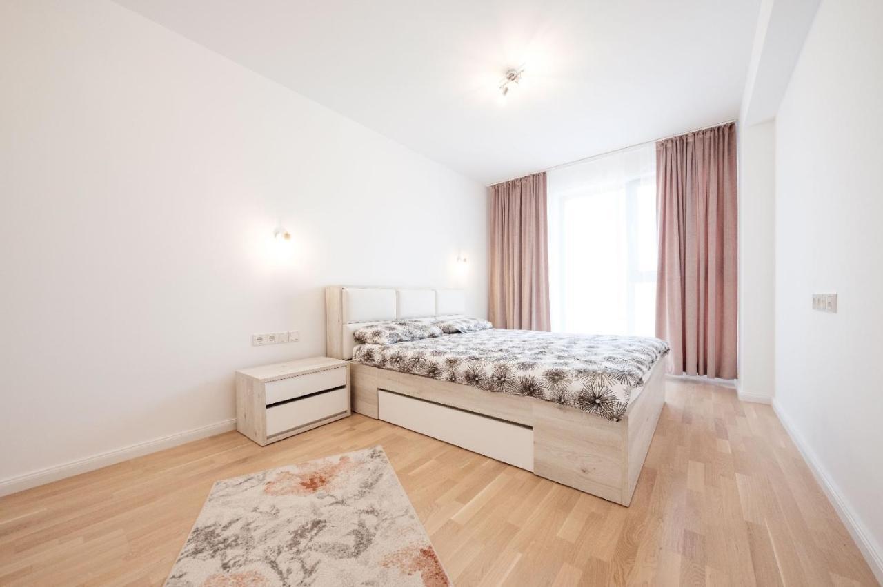 Brand New Luxury Apartment In The Heart Of Brasov Luaran gambar